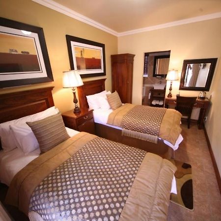 Le Cozmo Guesthouse Johannesburg Luaran gambar