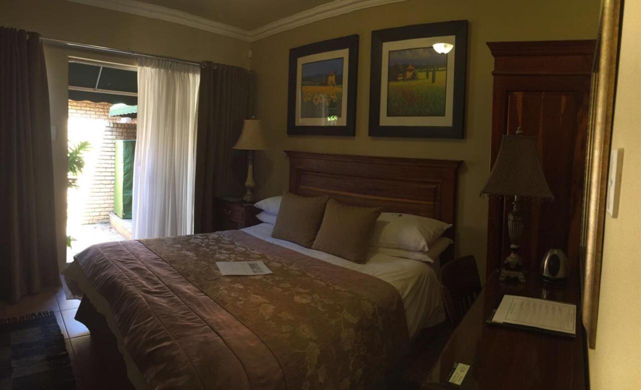 Le Cozmo Guesthouse Johannesburg Luaran gambar