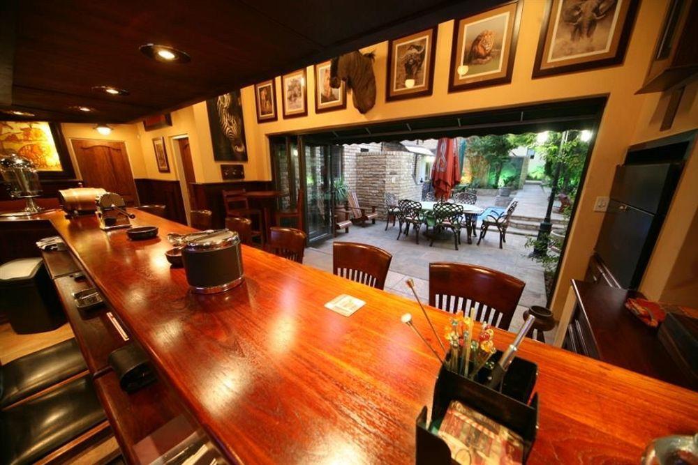 Le Cozmo Guesthouse Johannesburg Luaran gambar