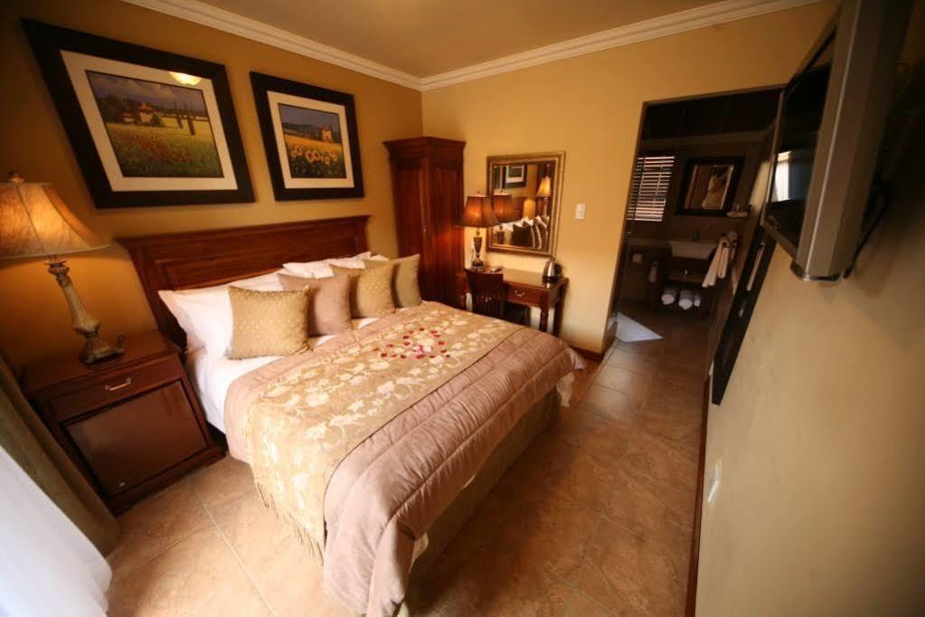 Le Cozmo Guesthouse Johannesburg Luaran gambar